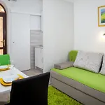Mira